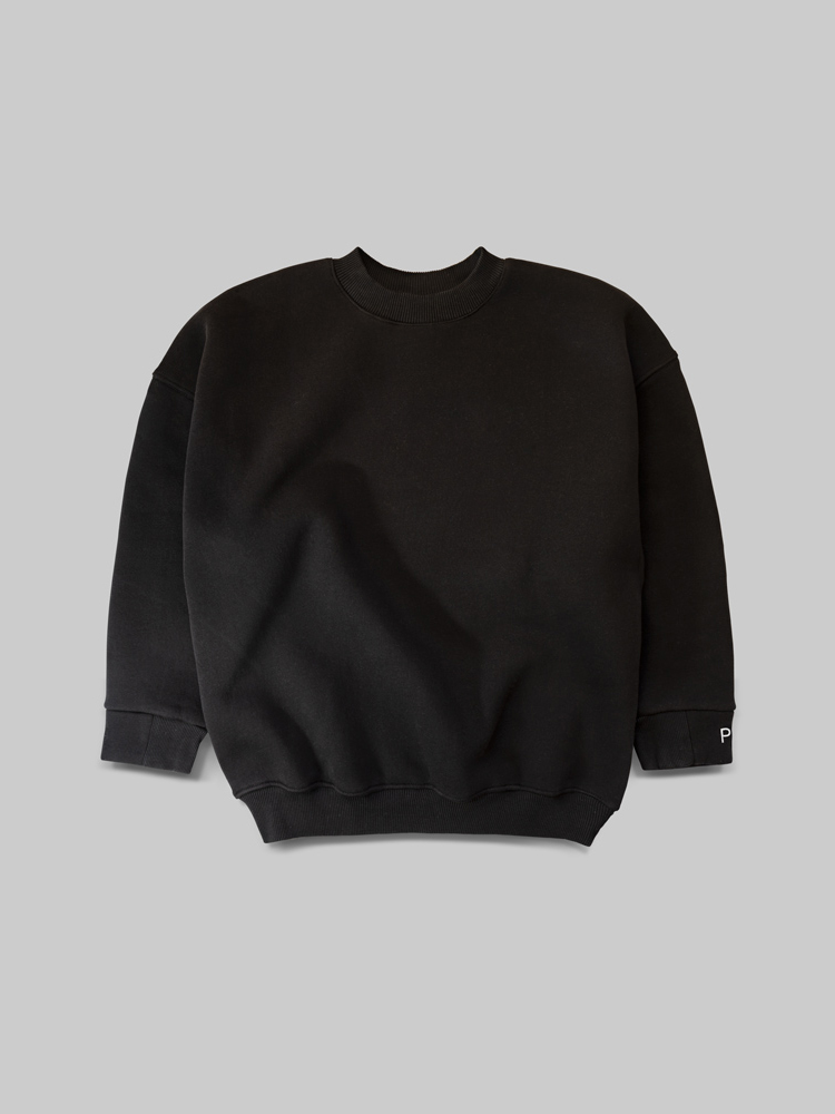 Long-Sleeved Black