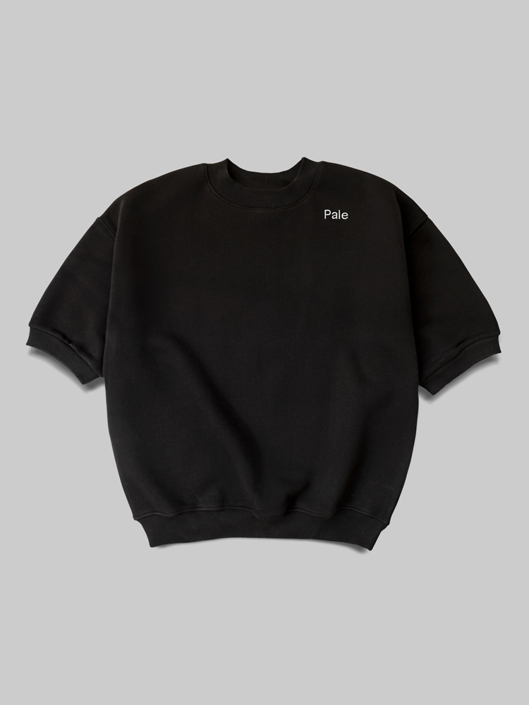 Short-Sleeved Black